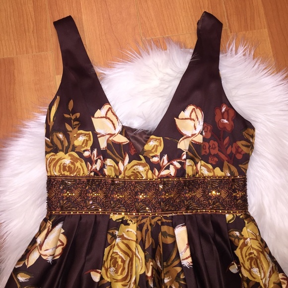 ❤SOLD❤️️Lovely Forever Brown Gold Dress S❤️ - Picture 2 of 4