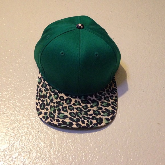 Green cheetah print hat NEVER WORN