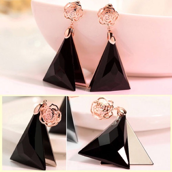 Acrylic and Crystal earrings - Picture 2 of 2