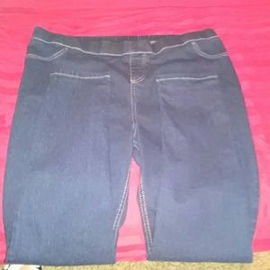 Plus size jeggings