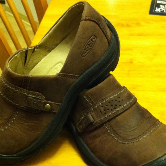 Keen leather shoes