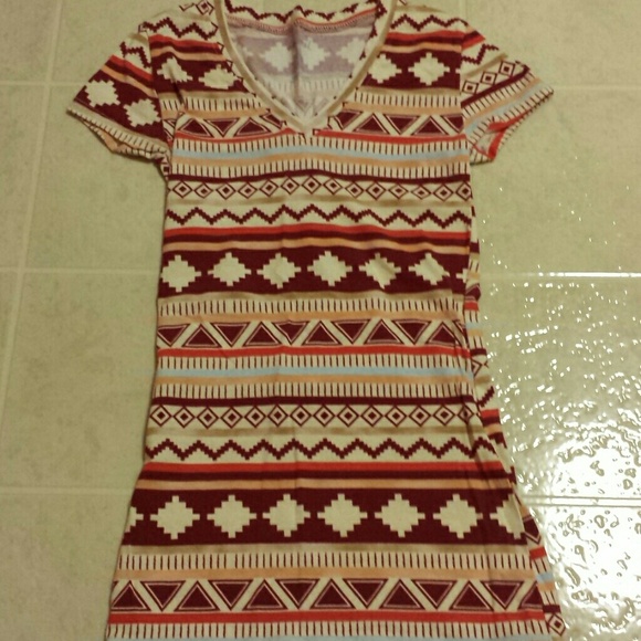 Wet Seal tribal print t-shirt