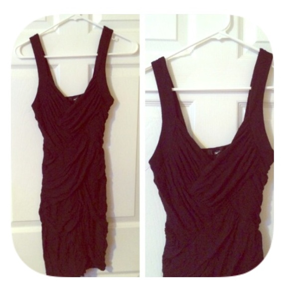 💗FAB Black Ruched Dress