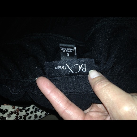 Dress - Picture 3 of 3