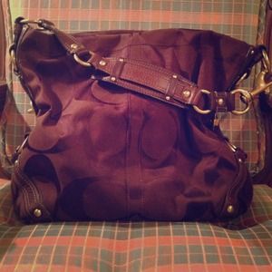 Coach shoulder/bucket bag