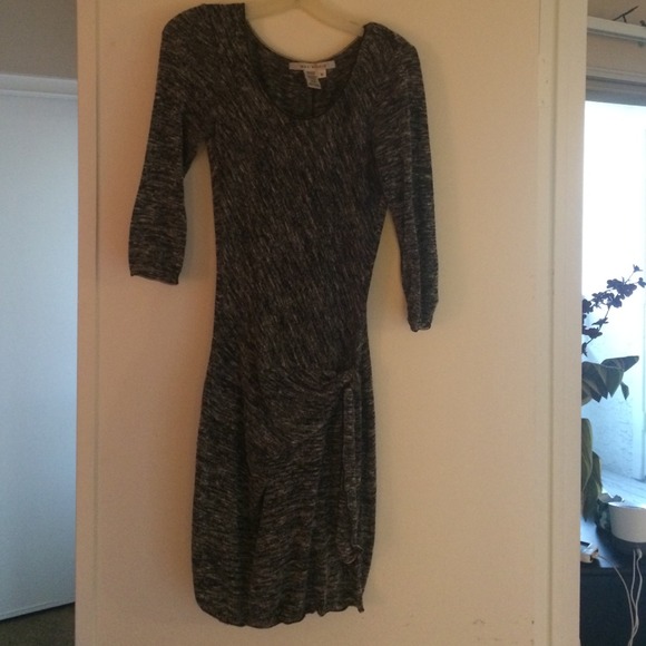 Grey dress 3/4 sleeves with tie on hip. - Picture 1 of 1