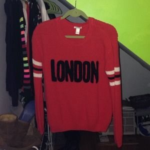 red LONDON top