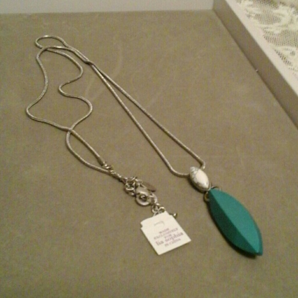 Lia  Sophia  necklace  new  from  advisor  display