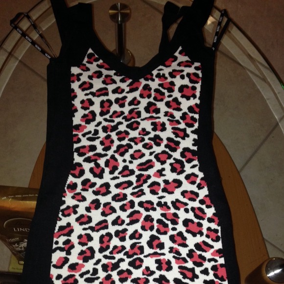 Dress - Picture 2 of 3