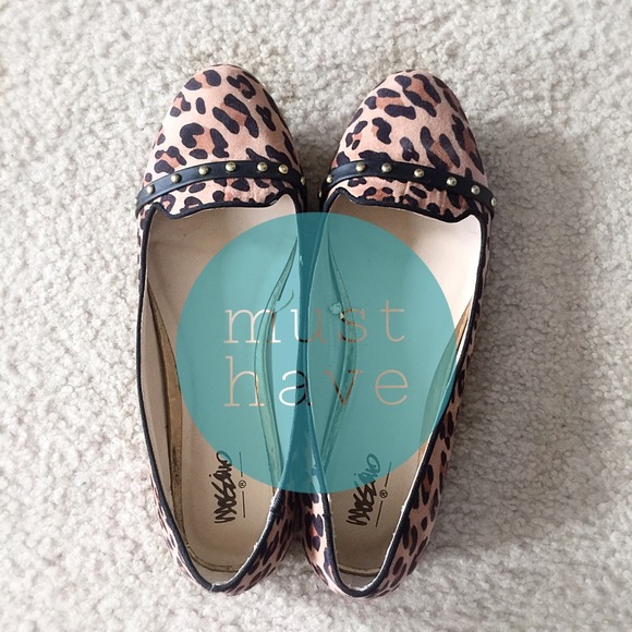 Mossimo Leopard Smoking Slippers