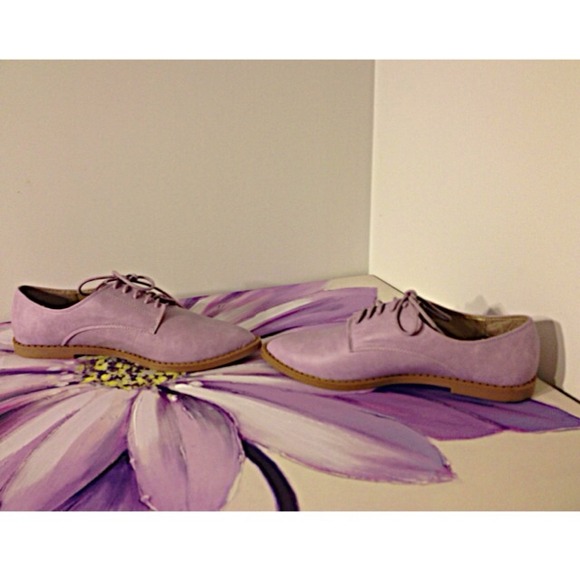 ✖SOLD✖ Lilac Pointed Toe Oxfords - Picture 3 of 4