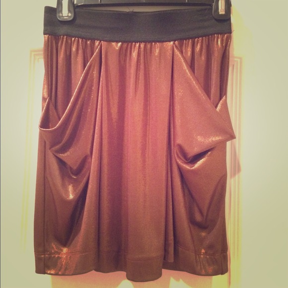 Bronze shimmery skirt