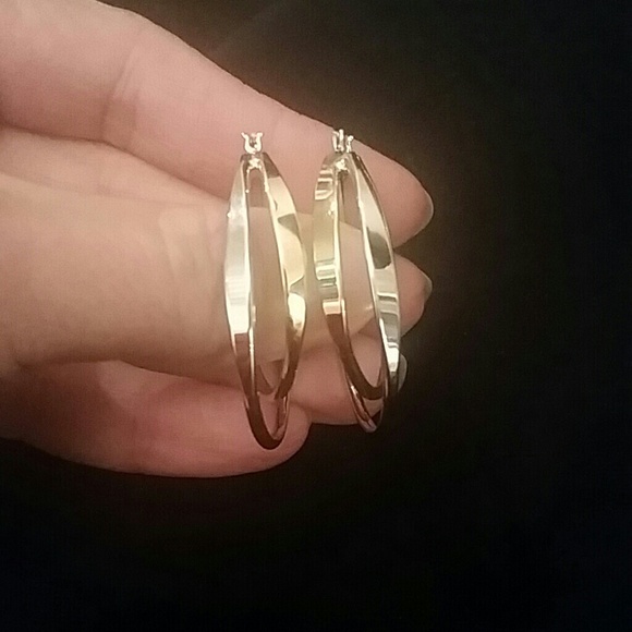 Lia Sophia two tone earrings