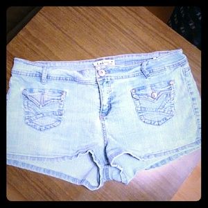 LEI short shorts size 17