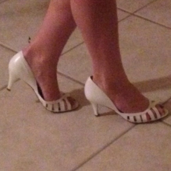 Shoes - Picture 2 of 3