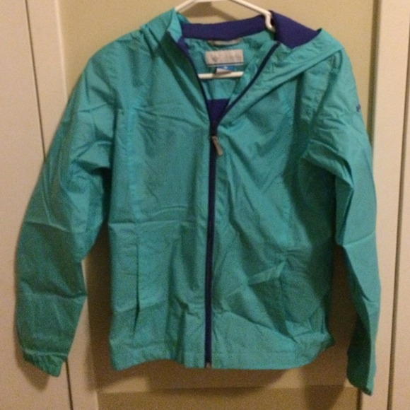 Columbia Outerwear - Light blue Columbia Rain jacket