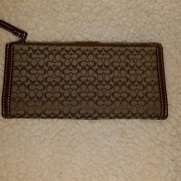 Sold - Picture 4 of 4