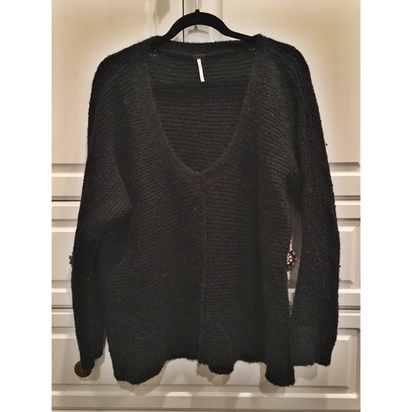 Black Slightly Oversized Fuzzy Free People Sweater