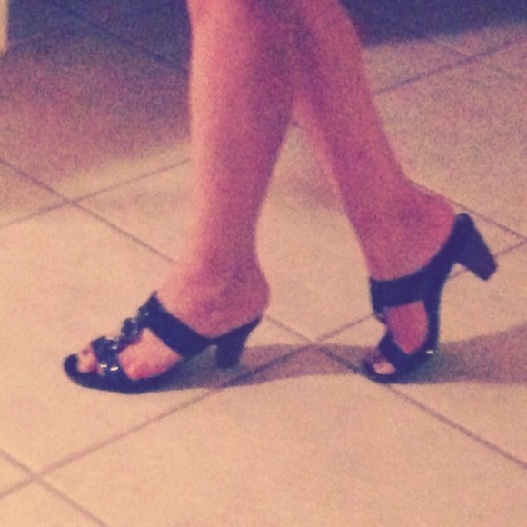 Shoes - Picture 2 of 3