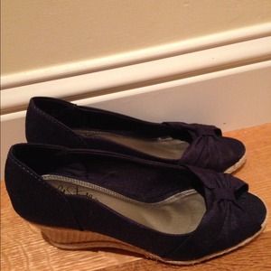 Life Stride Wedge Sandles