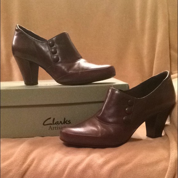 Clarks brown booties