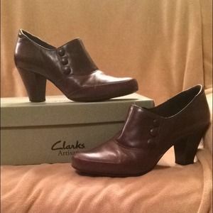 Clarks brown booties