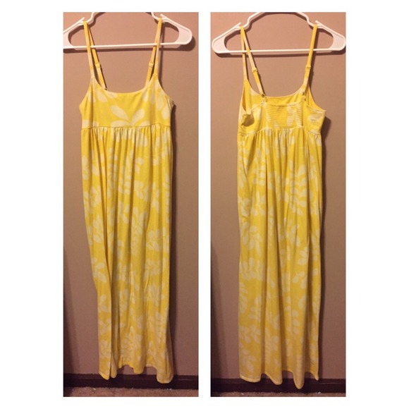 Yellow Maxi Dress + Floral One Shoulder Top Bundle