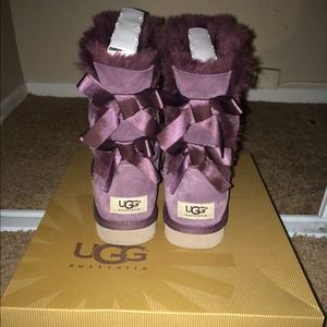 UGG short Bailey bow