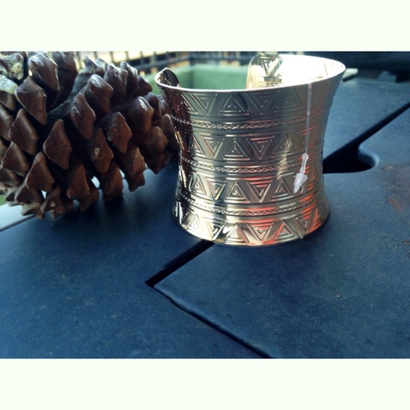 Embrace Me - Picture 2 of 2