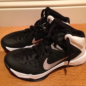 Nike Basketball Womens Shoes