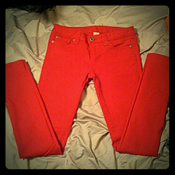 Red blue asphalt size 5 worn once