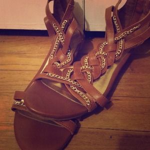 Sandals for Days! Honey!!