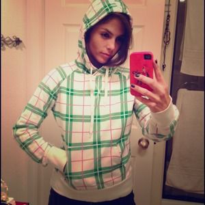 Extra Pics: H&M cotton printed hoodie Size M