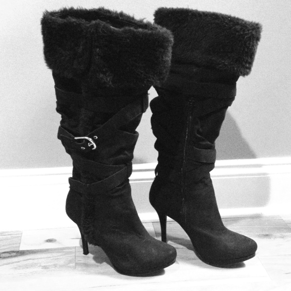 Black boots with fur detail, 4" heels, size M