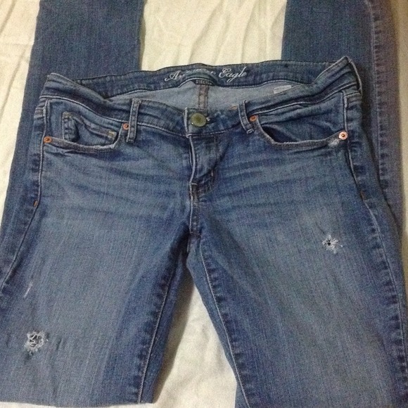 American eagle distress pants