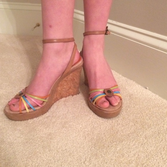 Nude cork wedges with pops of colors - Picture 1 of 2