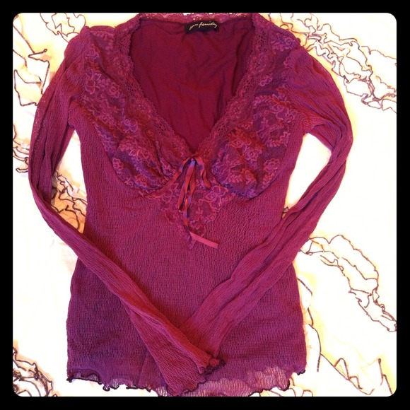 Lace & mesh maroon top