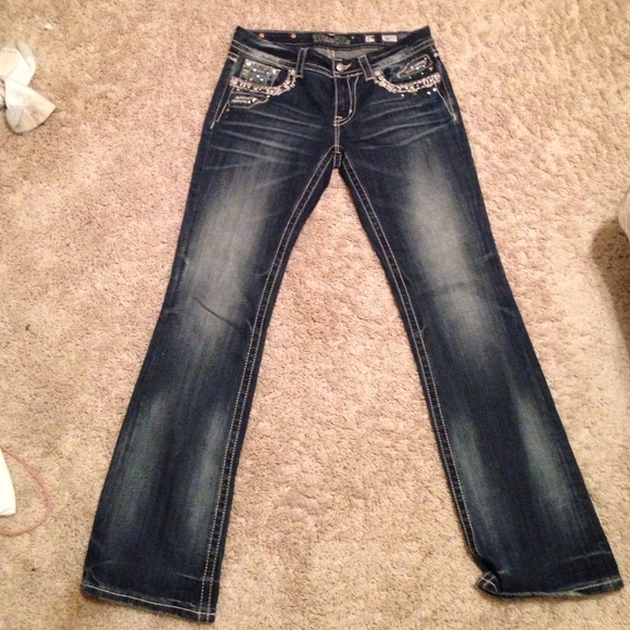 Size 29 miss me jeans boot cut