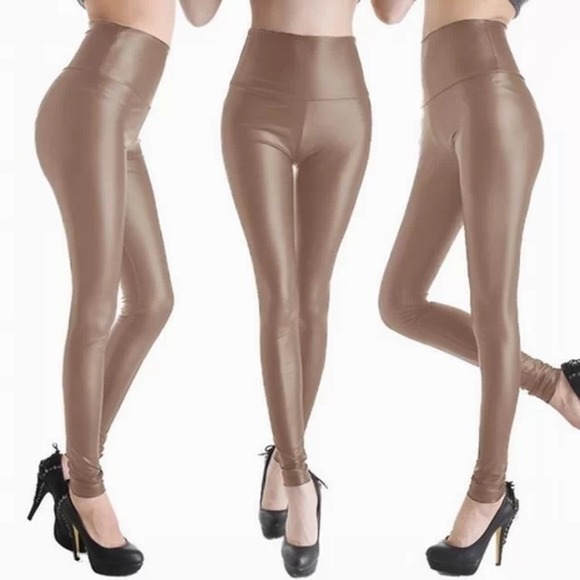 ❤️faux leather legging!❤️