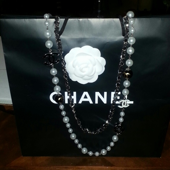 Necklace very trendy from 120 to  35