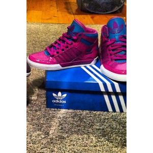 High top Adidas
