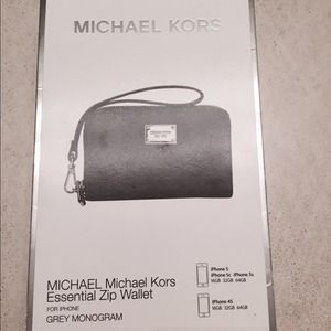 Michael Kors Essential Zip Wallet - Grey Monogram
