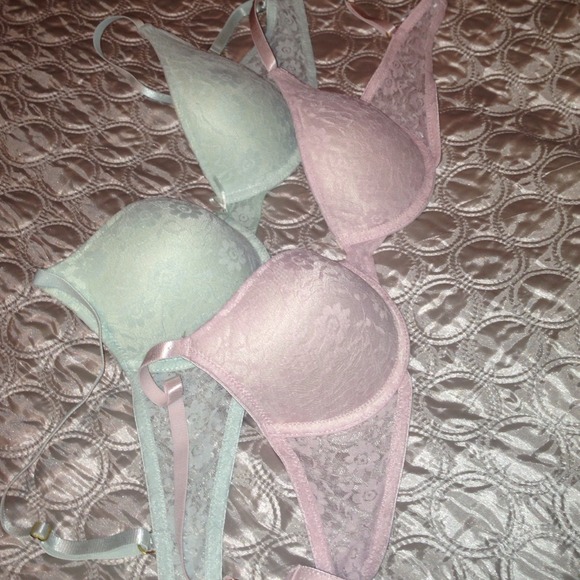 Pastel bras
