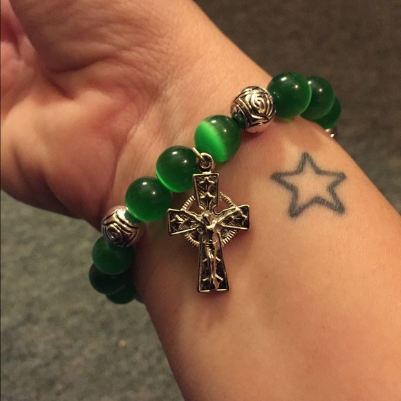 Celtic cross stretchy bracelet