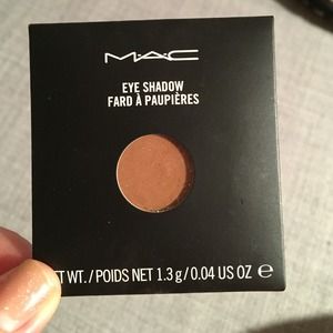 MAC eyeshadow. Saddle A23. Pro pallet refill pan.