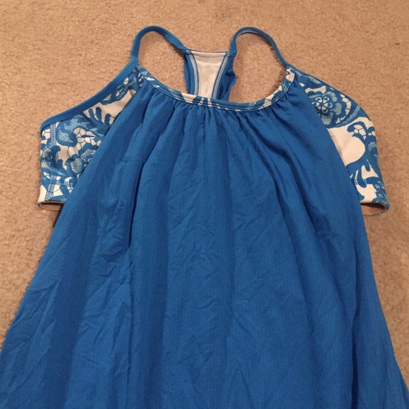 Lululemon tank flower print and blue