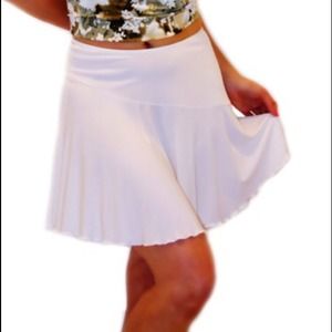 White casual flirt skirt all sizes available