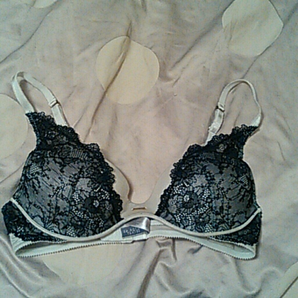 Vs bra
