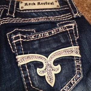 Rock Revival Ella Jeans