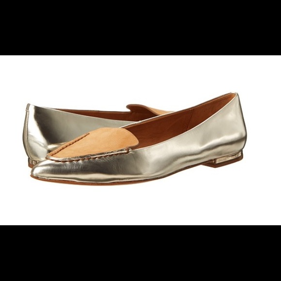 🎉HP 1/13/15🎉COACH - Walsh metallic flat - Picture 2 of 4